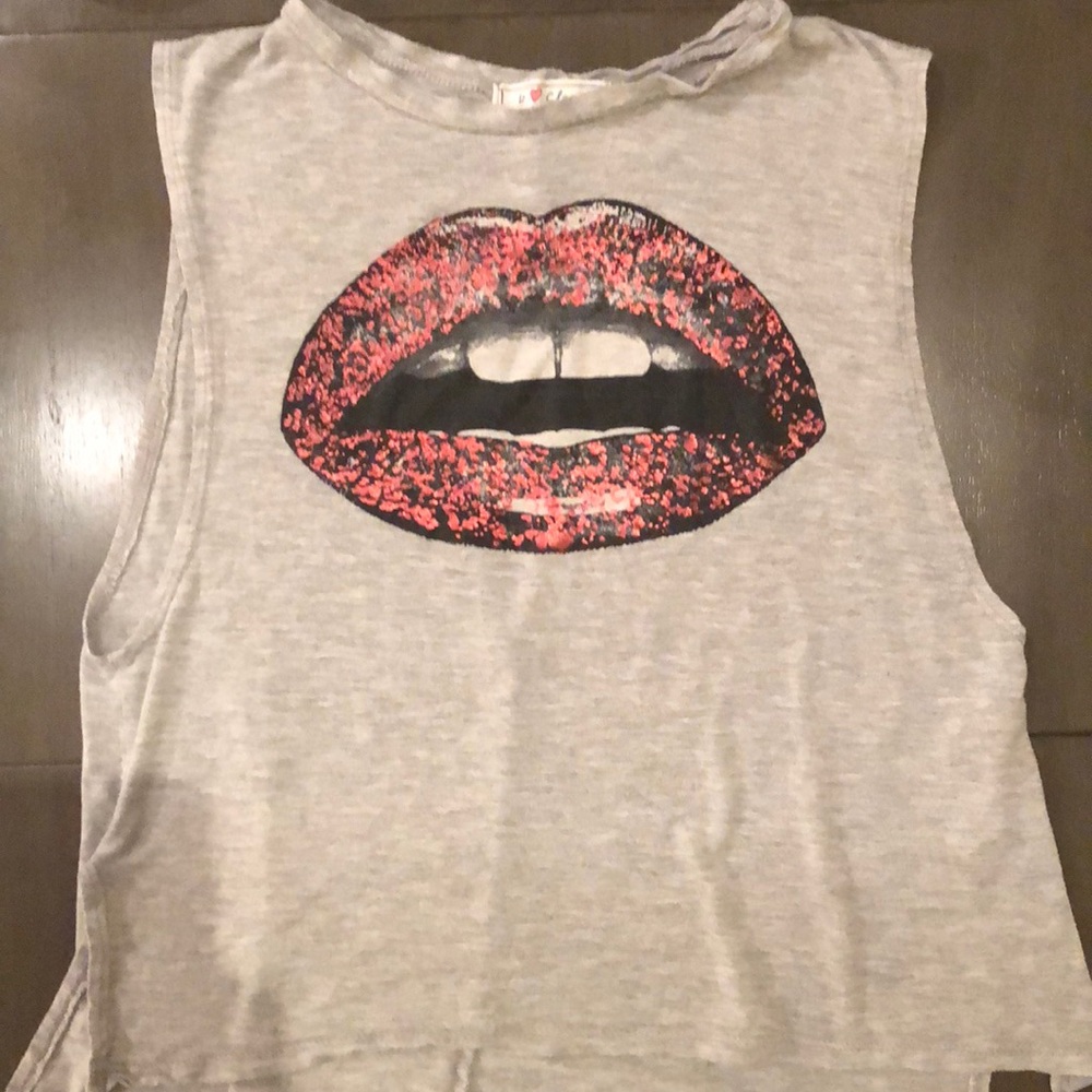 Lips Muscle Tank